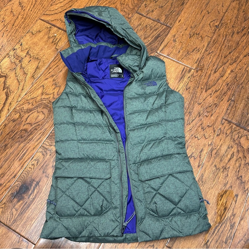 The‎ North Face Women's 550 down fill puffer vest